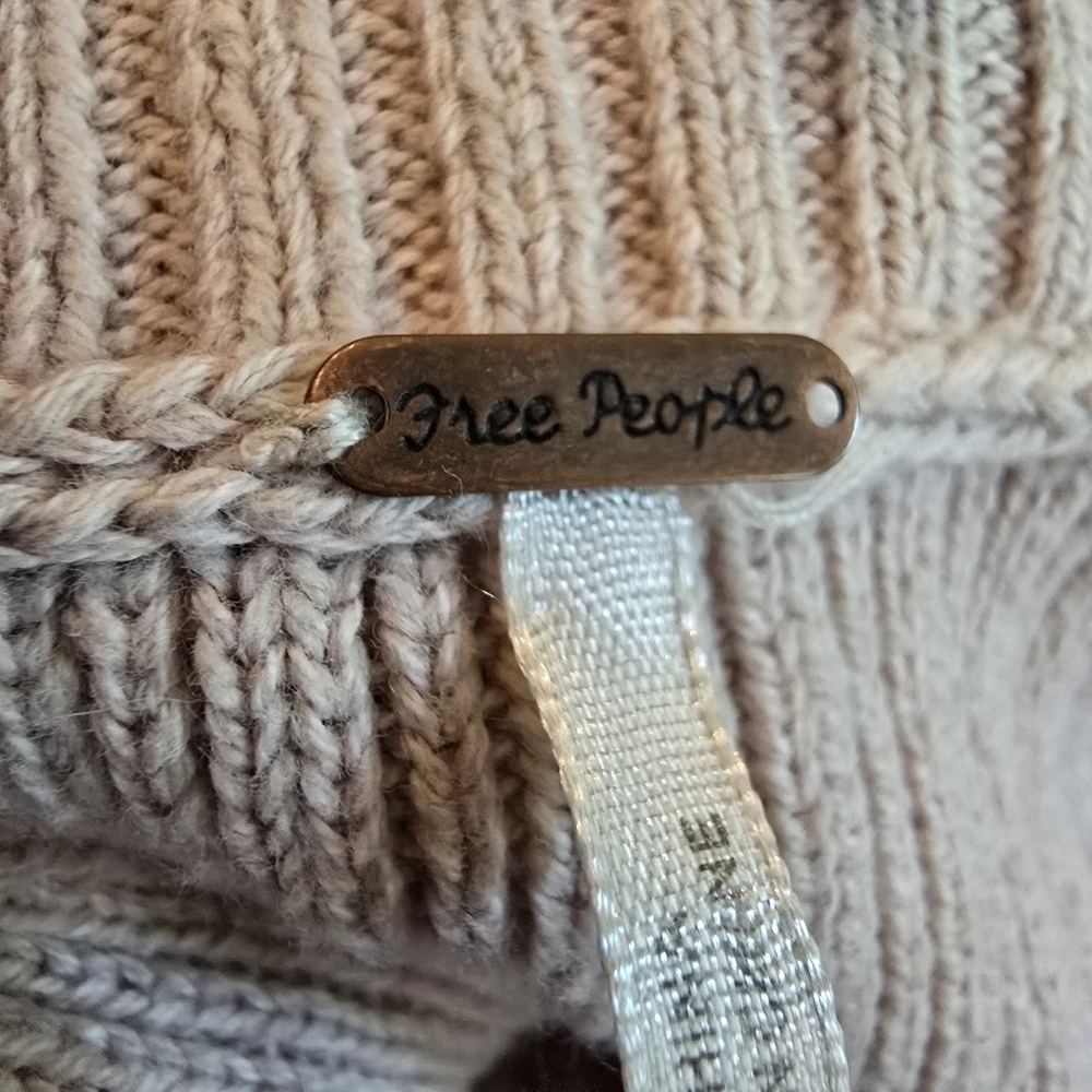 Free People 'Zou Bisou' Bell Sleeve Ribbed Mini Sweater Dress Size XS Nude Rose - Picture 15 of 16